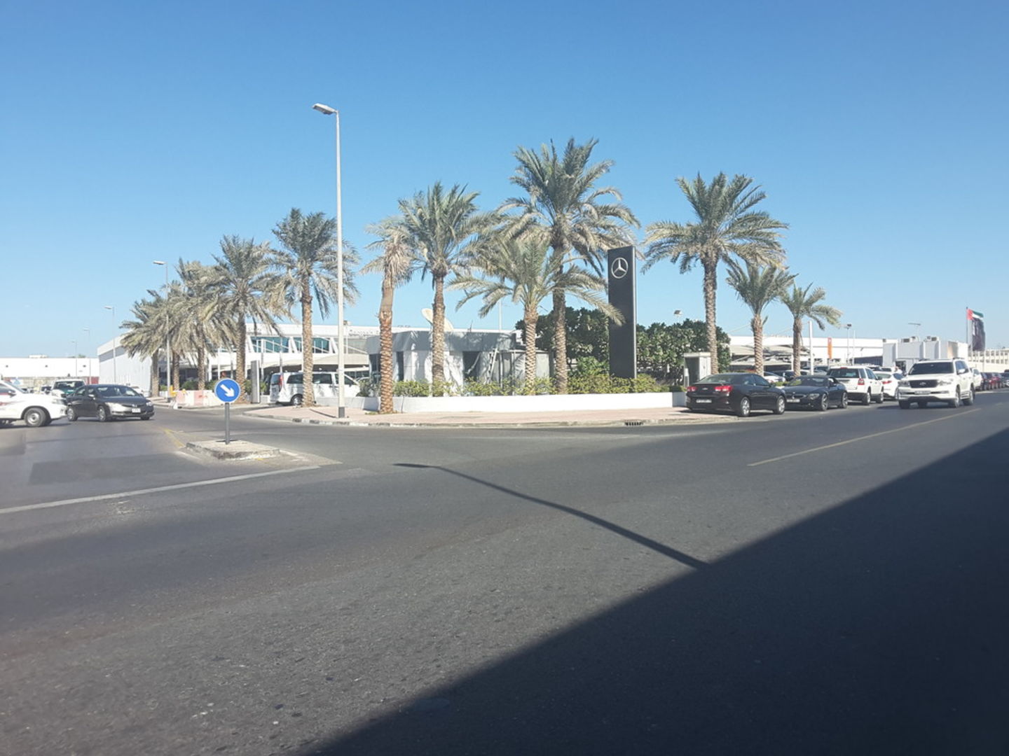 HiDubai-business-mercedes-benz-service-center-transport-vehicle-services-car-showrooms-service-centres-al-khabaisi-dubai-2