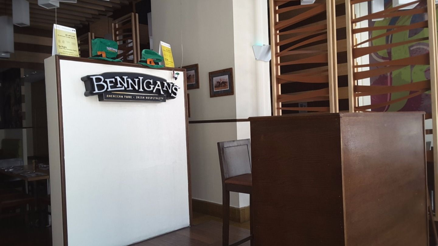 HiDubai-business-bennigans-food-beverage-restaurants-bars-burj-khalifa-dubai-2