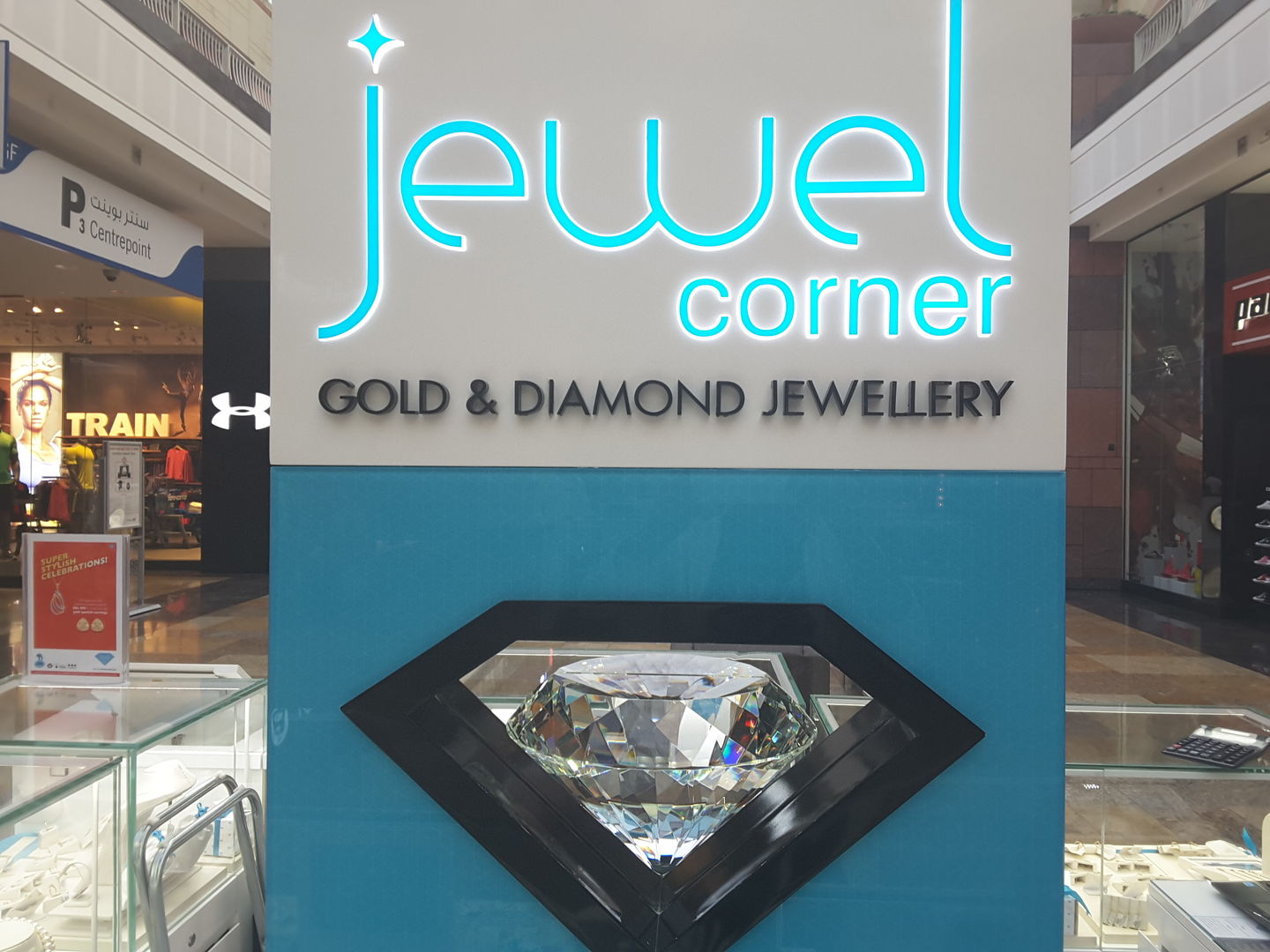 HiDubai-business-jewel-corner-shopping-jewellery-precious-stones-dubai-festival-city-al-kheeran-1-dubai-2