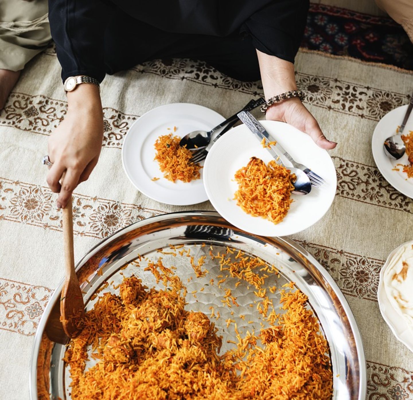 HiDubai-business-ard-al-hadara-restaurant-for-mandi-madhbi-food-beverage-restaurants-bars-al-raffa-al-raffa-dubai-1