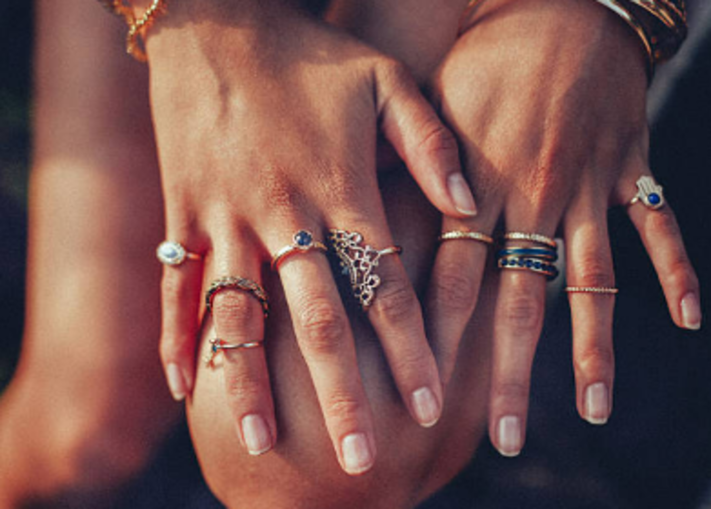 HiDubai-business-thamrah-jewellers-shopping-jewellery-precious-stones-al-daghaya-dubai