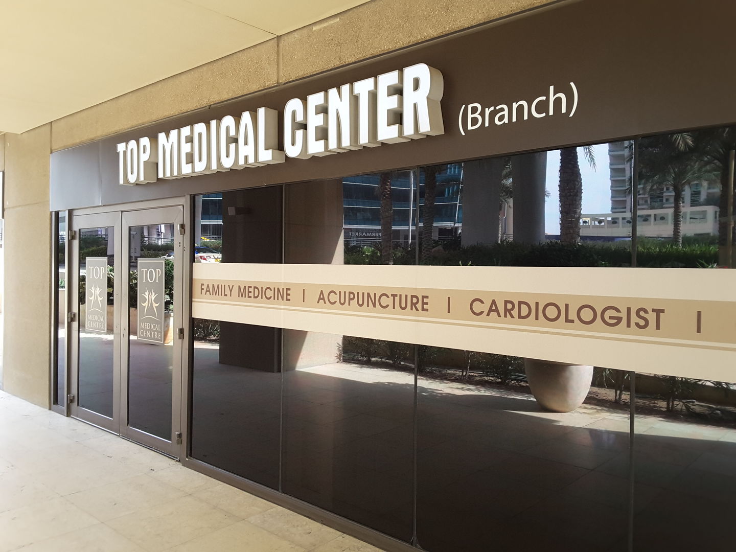 HiDubai-business-top-medical-centre-beauty-wellness-health-specialty-clinics-dubai-marina-marsa-dubai-dubai-2