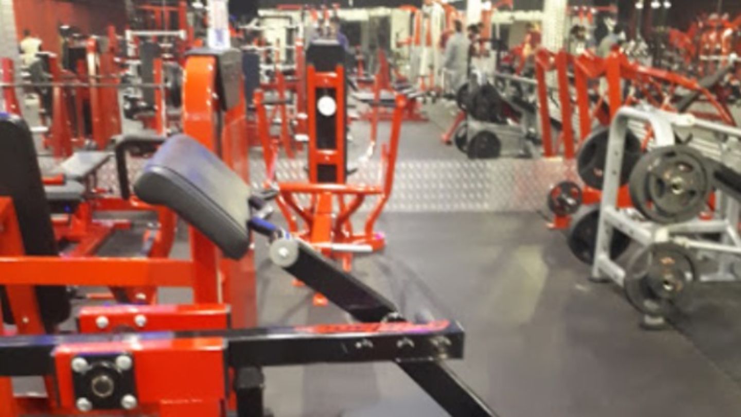 HiDubai-business-power-fit-gym-sports-fitness-gyms-fitness-centres-pools-nad-al-hammar-dubai