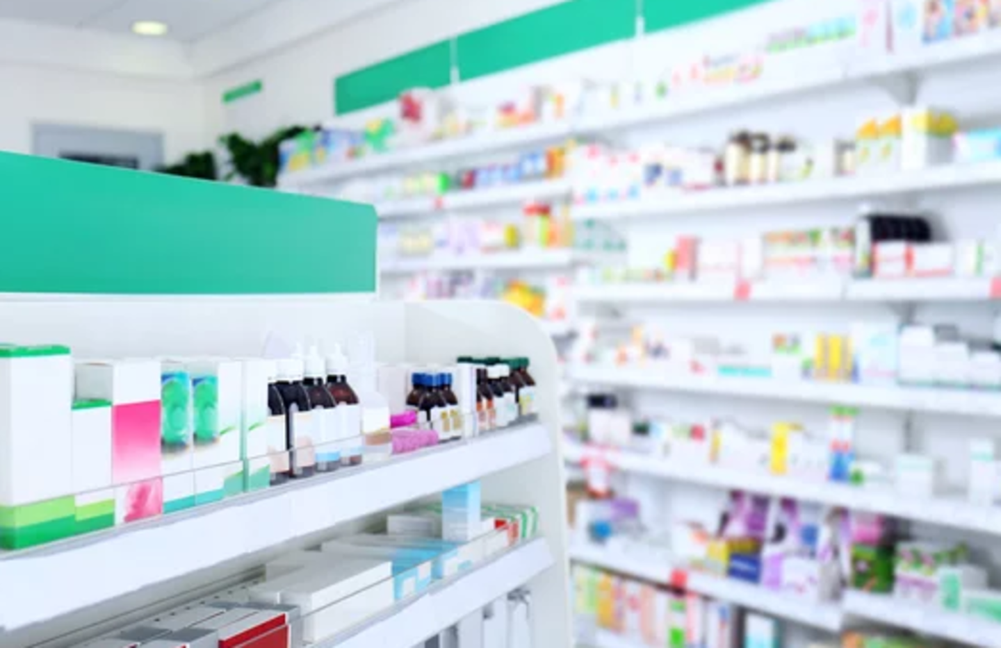 HiDubai-business-hill-life-pharmacy-beauty-wellness-health-pharmacy-al-karama-dubai