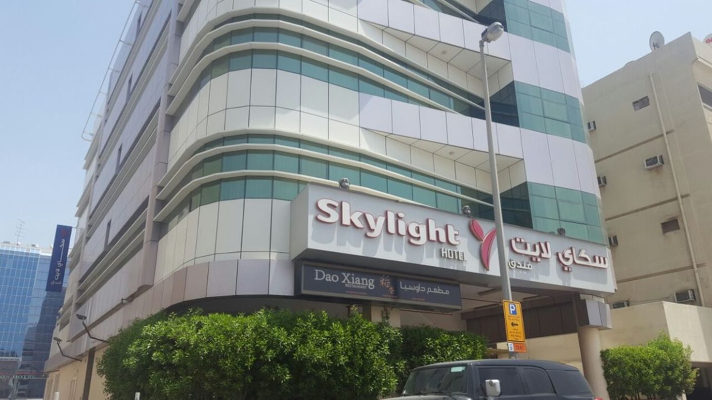 HiDubai-business-skylight-hotel-hotels-tourism-hotels-resorts-al-muraqqabat-dubai-2