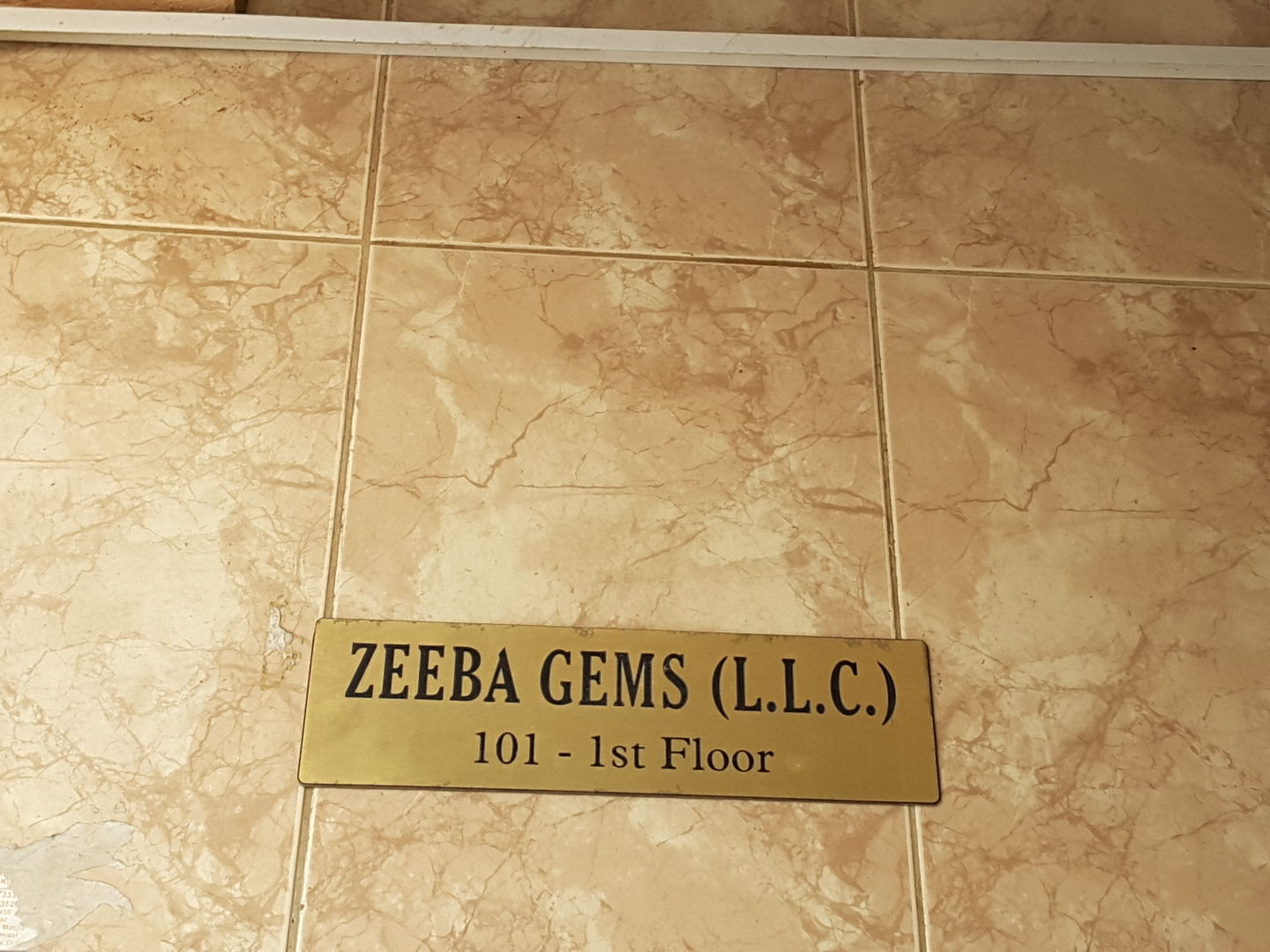 HiDubai-business-zeeba-gems-b2b-services-distributors-wholesalers-al-daghaya-dubai-2