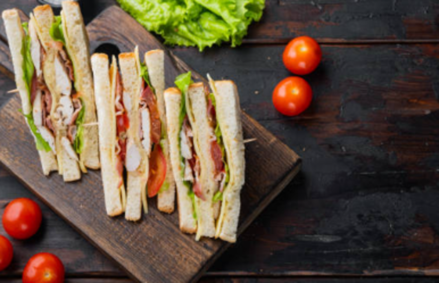 HiDubai-business-spicy-falcon-restaurant-food-beverage-restaurants-bars-nadd-al-hammar-dubai