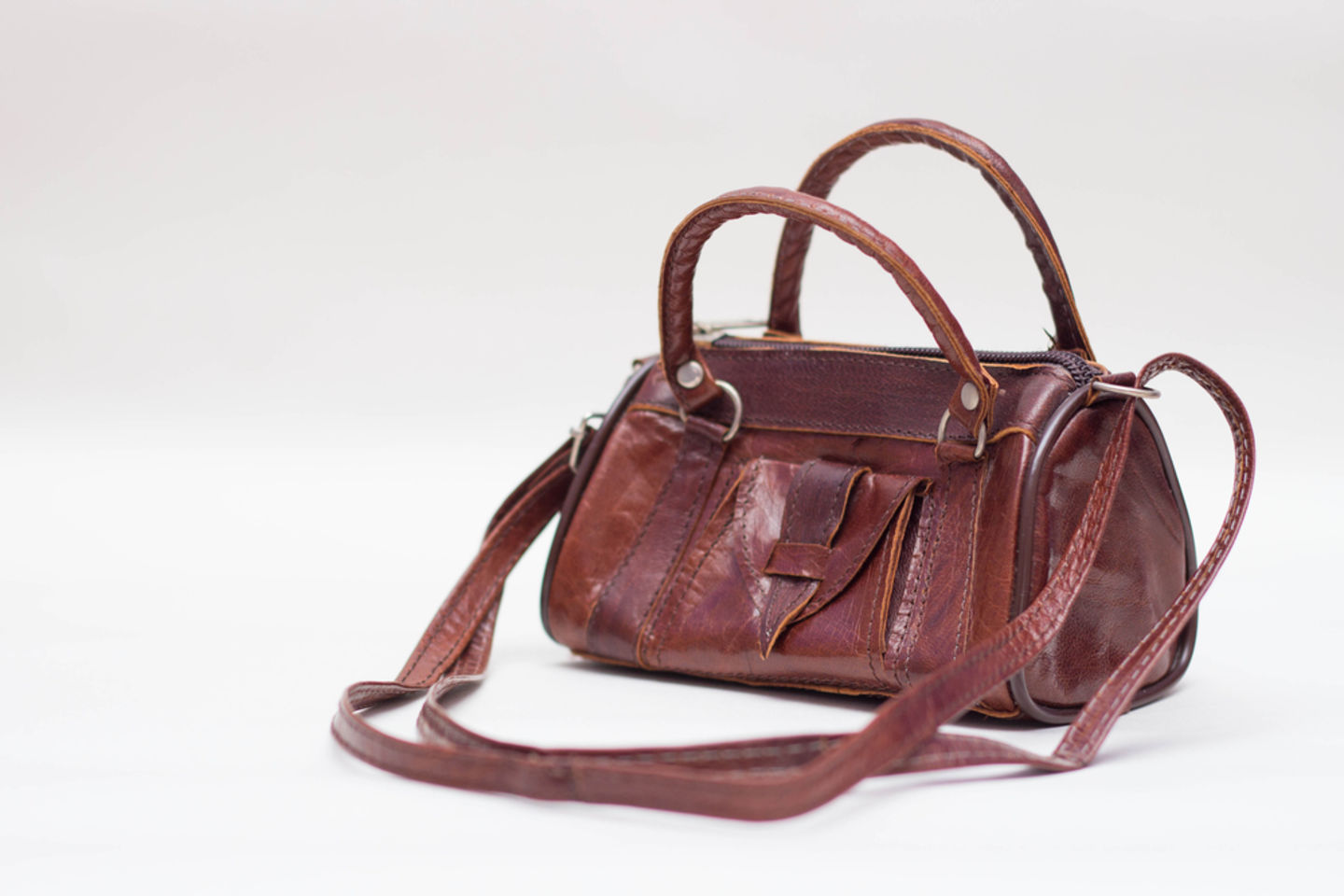 HiDubai-business-condotti-shopping-luggage-travel-accessories-al-rigga-dubai-2