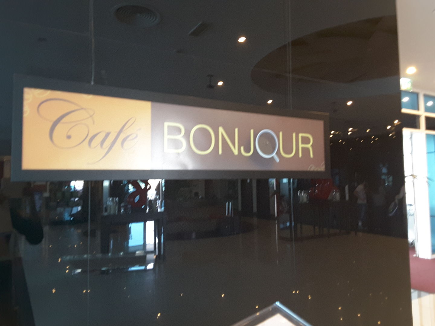 HiDubai-business-cafe-bonjour-food-beverage-coffee-shops-al-barsha-1-dubai-2