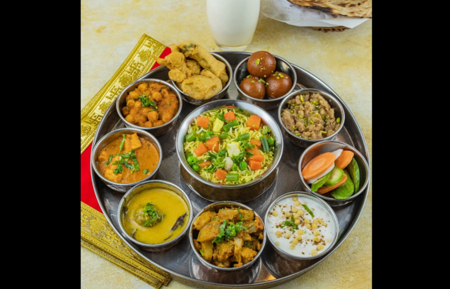 HiDubai-business-my-govindas-restaurant-food-beverage-restaurants-bars-jumeirah-lake-towers-al-thanyah-5-dubai