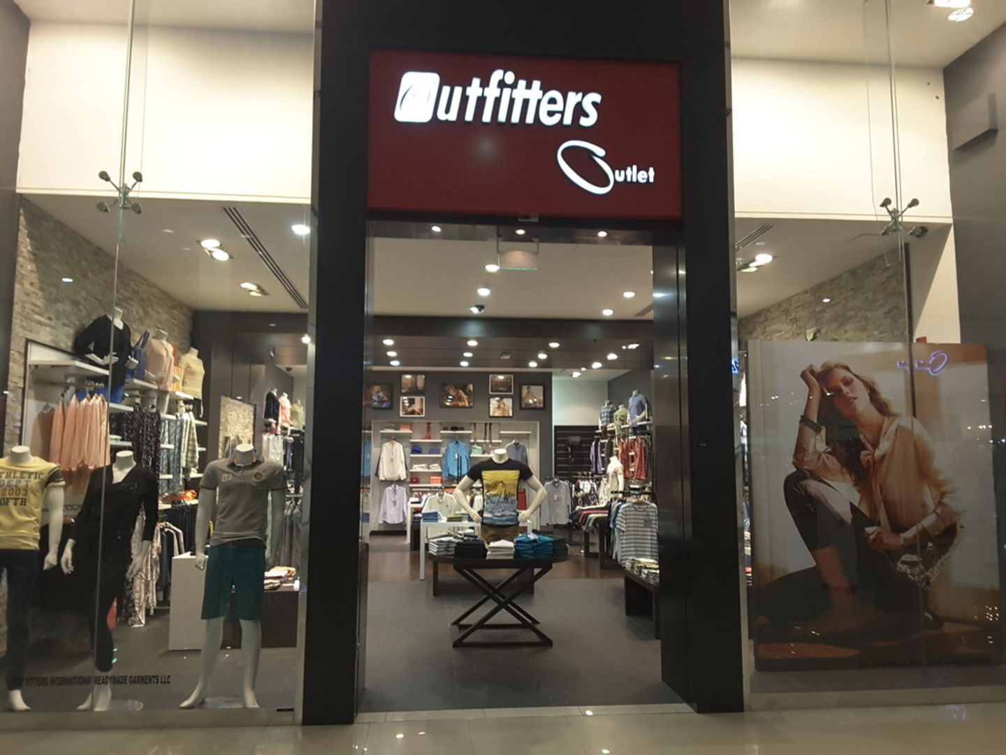 HiDubai-business-outfitters-outlet-shopping-apparel-umm-nahad-1-dubai-2