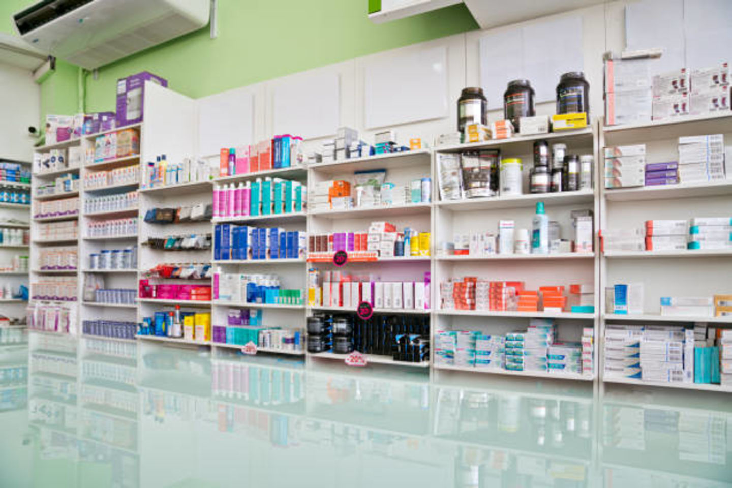 HiDubai-business-health-pulse-drug-store-beauty-wellness-health-pharmacy-jebel-ali-industrial-1-dubai