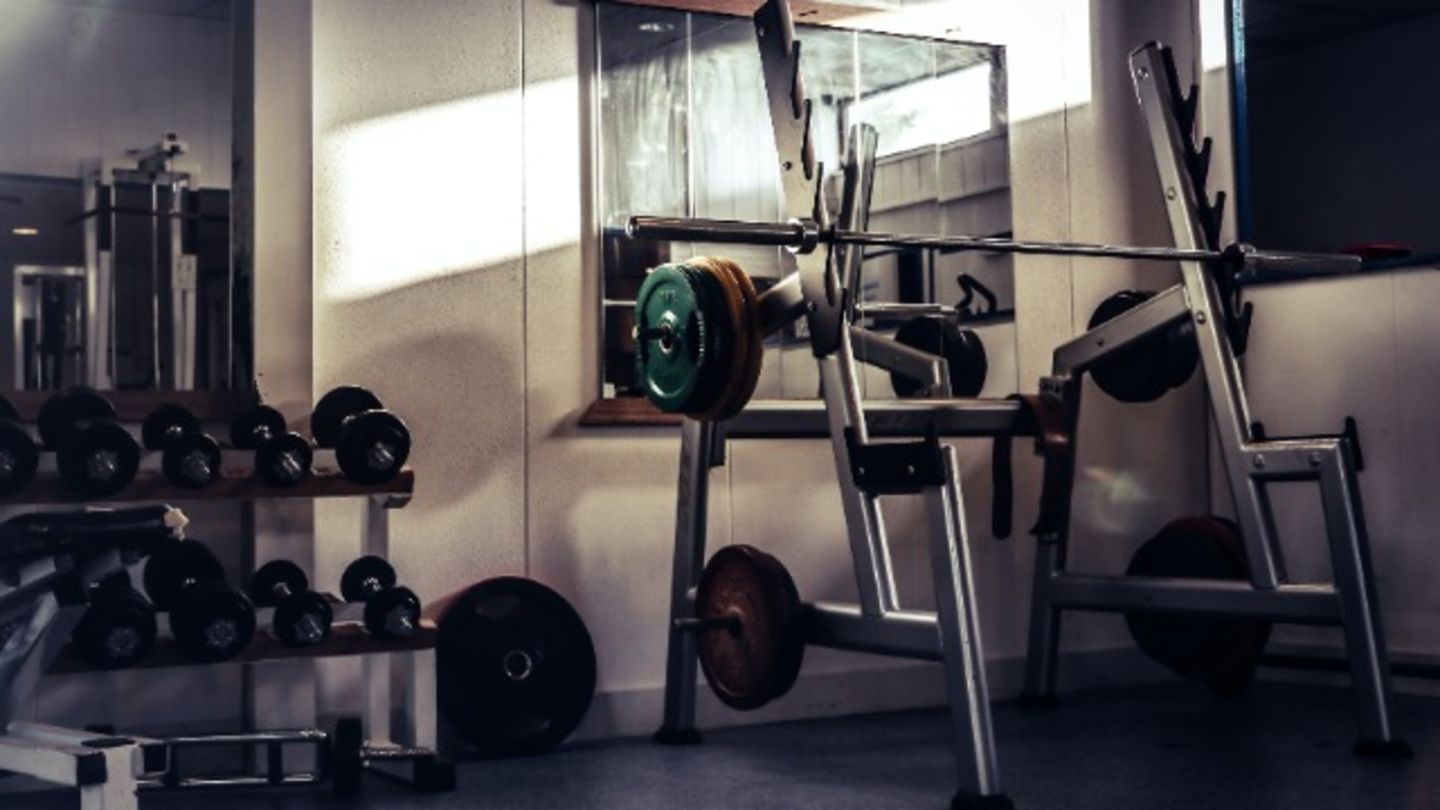 HiDubai-business-crony-fitness-sports-fitness-gyms-fitness-centres-pools-international-city-warsan-1-dubai