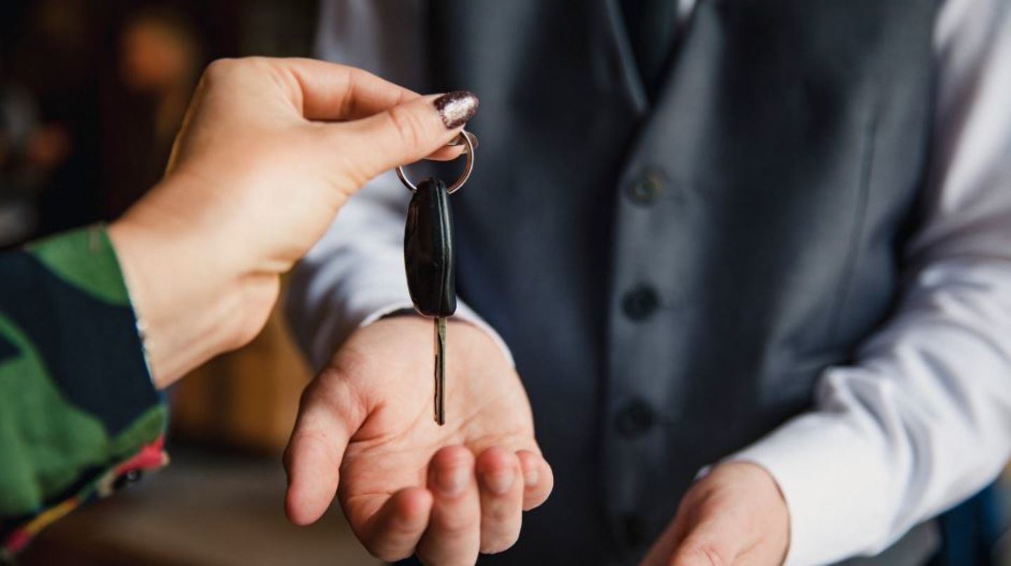 HiDubai-business-oscar-elite-valet-parking-services-transport-vehicle-services-private-transport-al-barsha-1-dubai