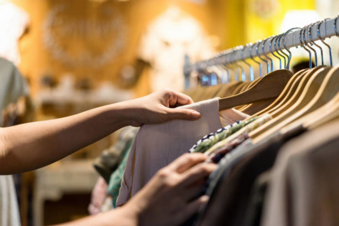 HiDubai-business-rejoice-fashion-world-shopping-apparel-al-buteen-dubai