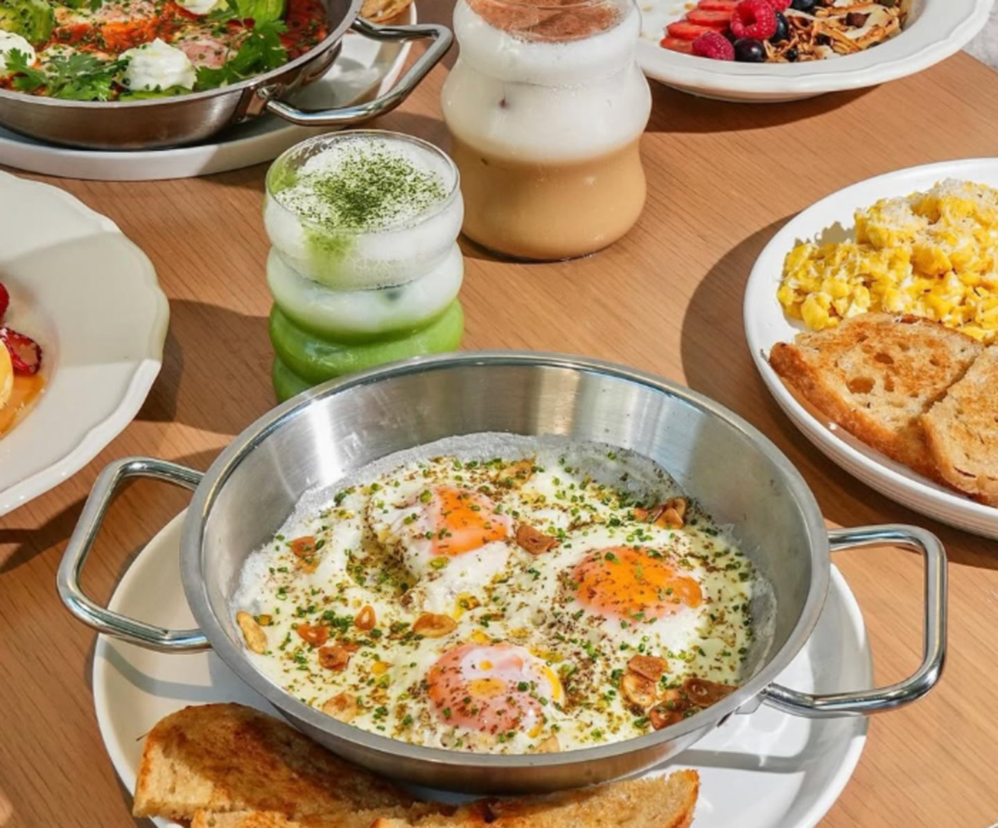 HiDubai-business-birdies-restaurant-food-beverage-restaurants-bars-al-merkadh-dubai