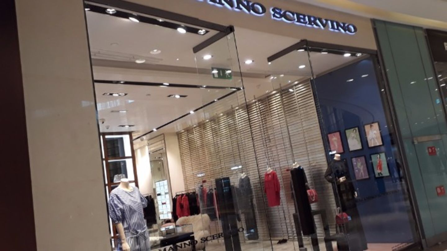 HiDubai-business-ermanno-scervino-shopping-apparel-burj-khalifa-dubai-2