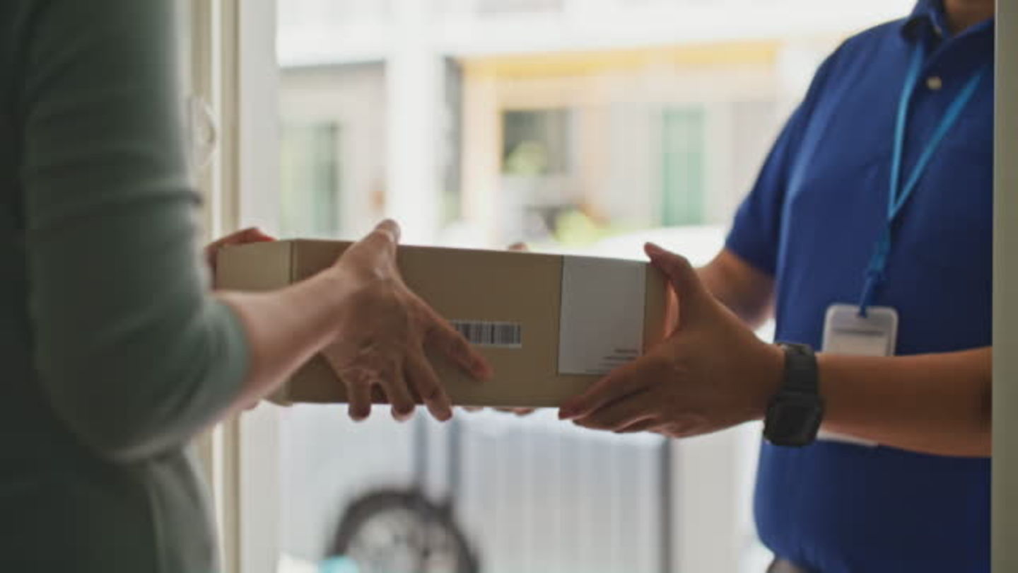 HiDubai-business-mualim-delivery-services-shipping-logistics-courier-delivery-services-al-garhoud-dubai