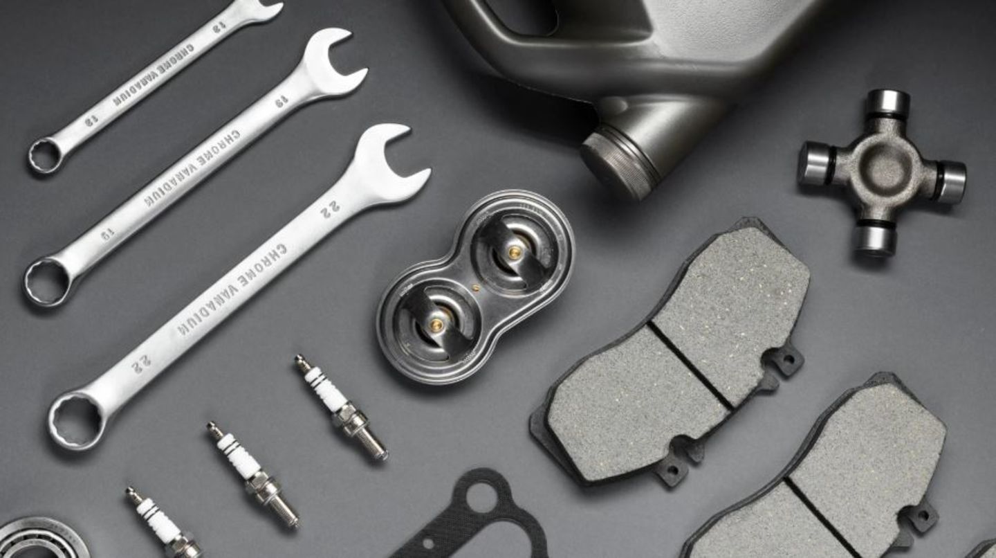 HiDubai-business-helal-al-madeena-auto-accessories-transport-vehicle-services-auto-spare-parts-accessories-ayal-nasir-dubai-3