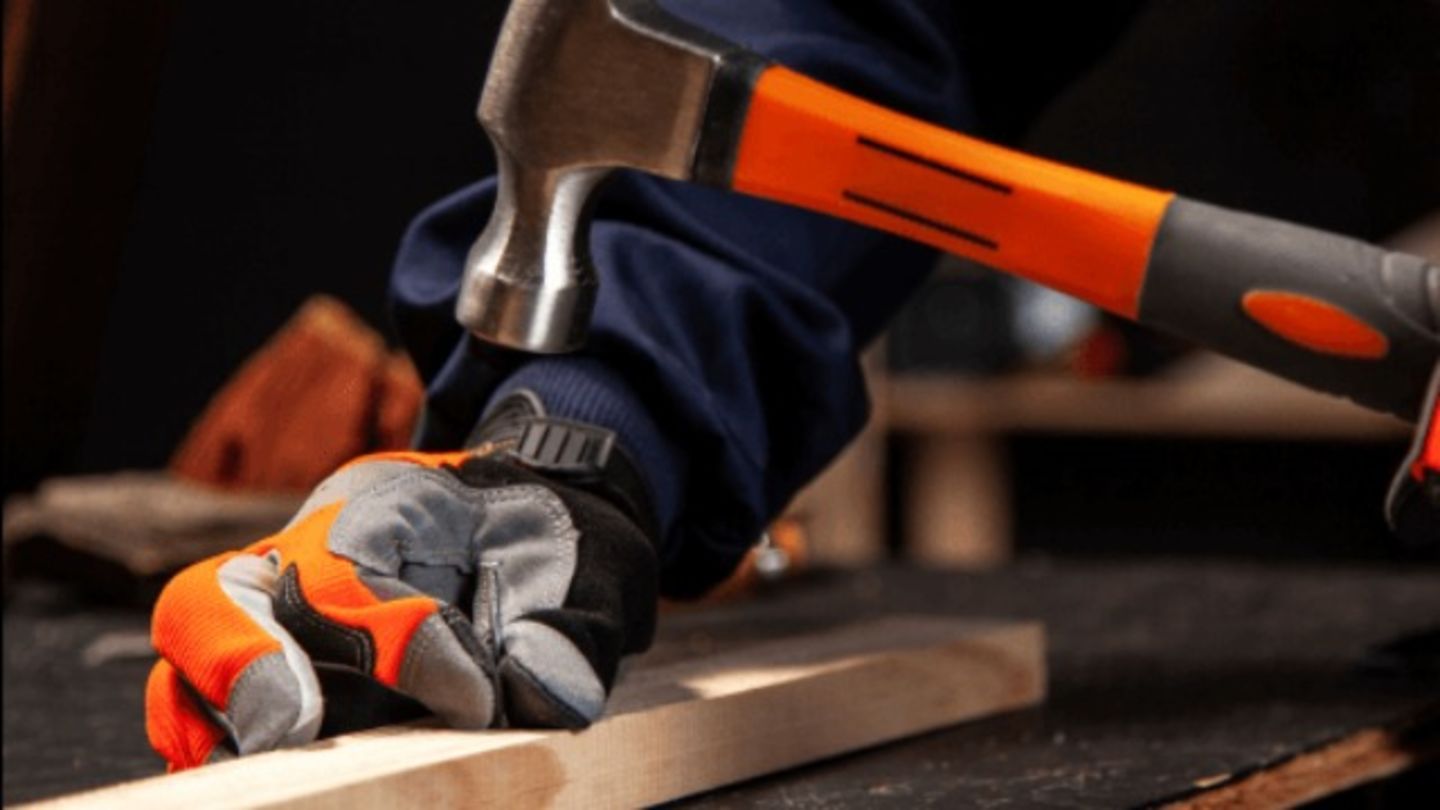 HiDubai-business-mr-fixer-technical-services-home-handyman-maintenance-services-al-quoz-3-dubai