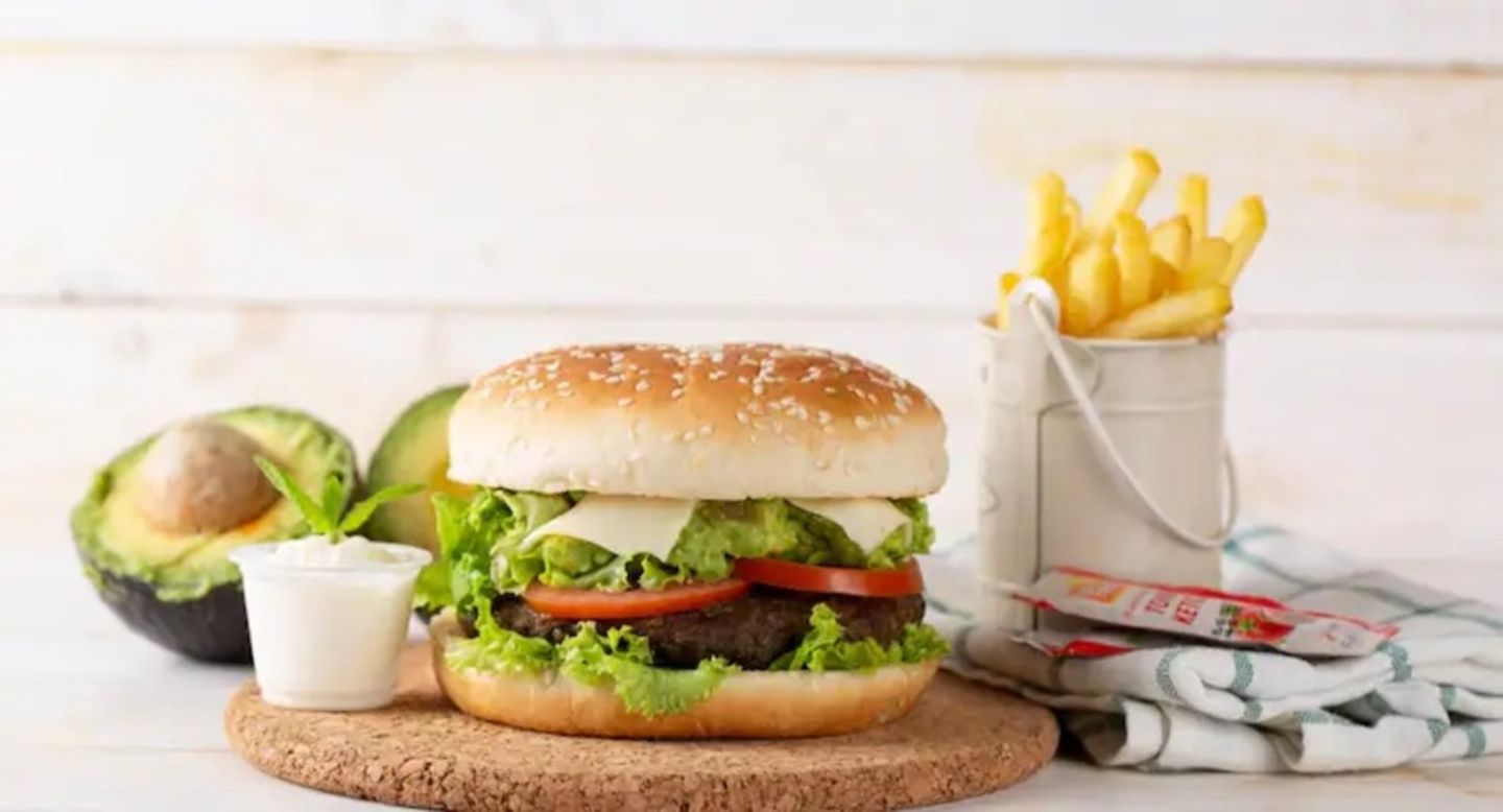 HiDubai-business-al-ain-way-restaurant-food-beverage-restaurants-bars-dubai-studio-city-al-hebiah-2-dubai