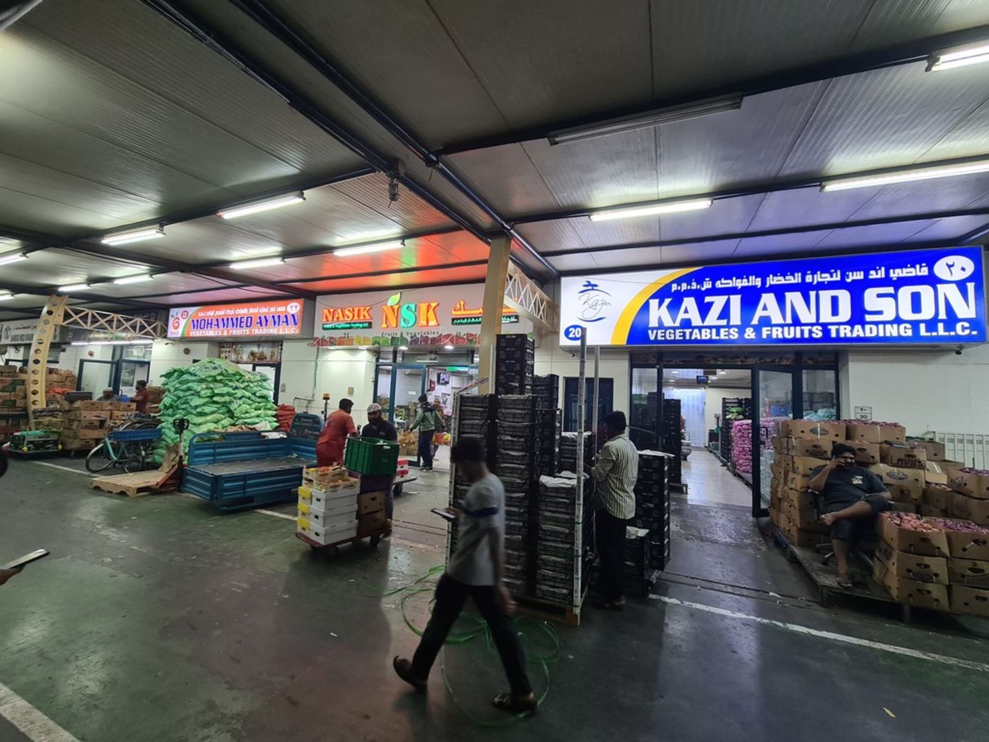 HiDubai-business-kazi-and-son-vegetables-and-fruits-trading-b2b-services-food-stuff-trading-ras-al-khor-industrial-3-dubai