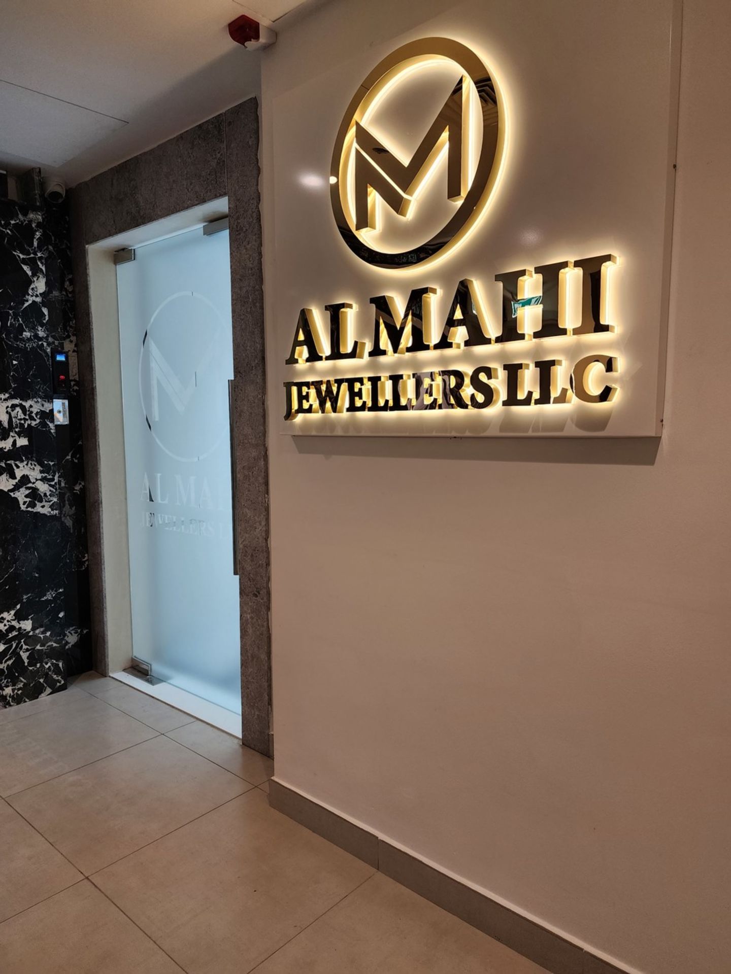 HiDubai-business-al-mahi-jewellers-shopping-jewellery-precious-stones-al-daghaya-dubai