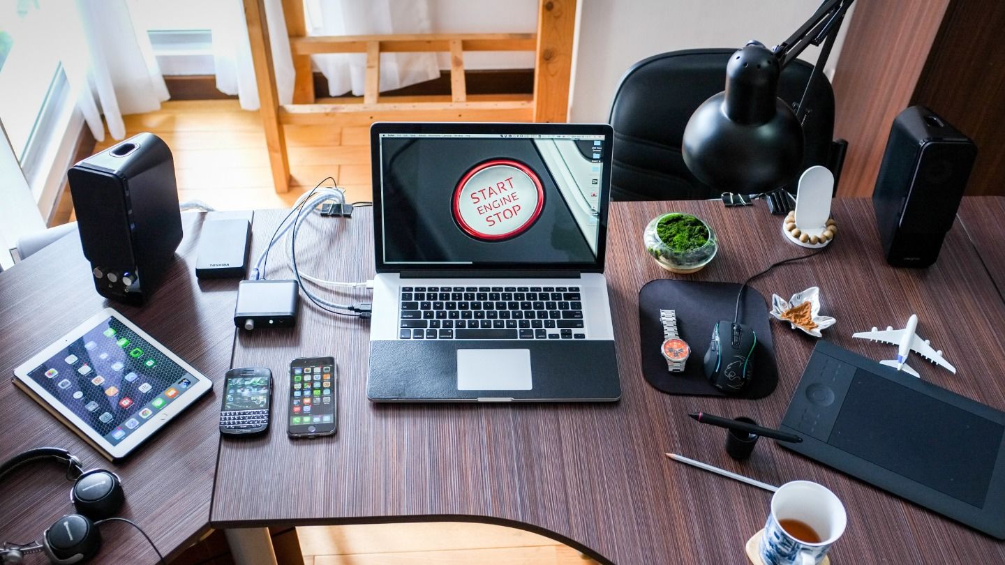 HiDubai-business-tech-bee-b2b-services-it-services-international-city-warsan-1-dubai