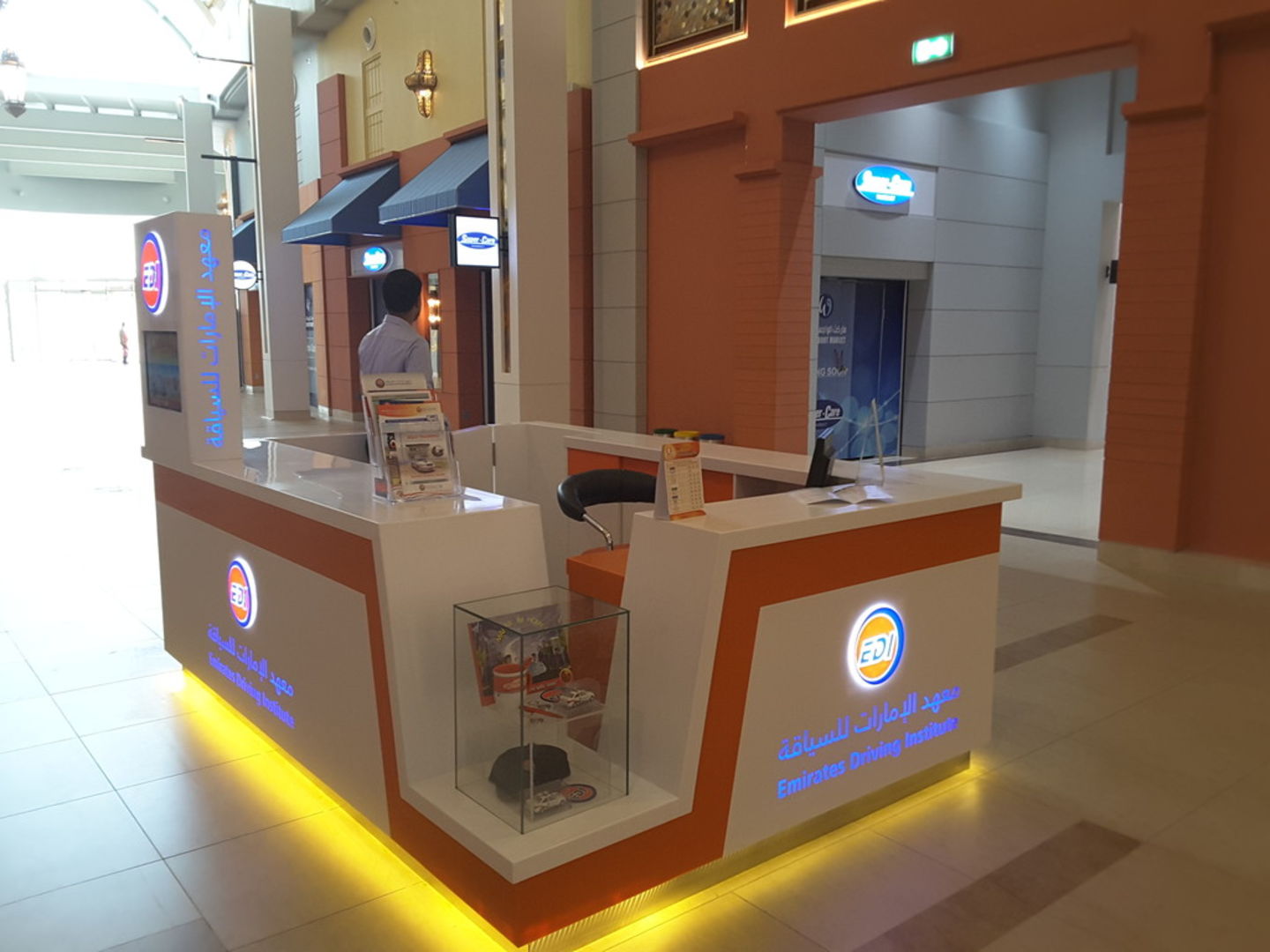 HiDubai-business-emirates-driving-institute-education-driving-schools-corniche-deira-dubai-2