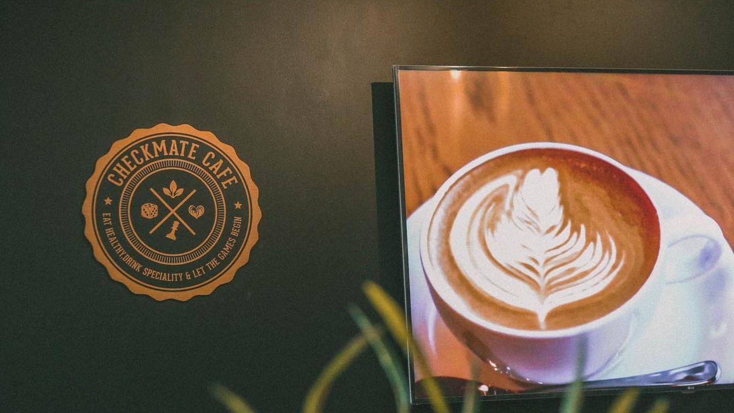 HiDubai-business-checkmate-cafe-food-beverage-coffee-shops-al-mamzar-dubai-2