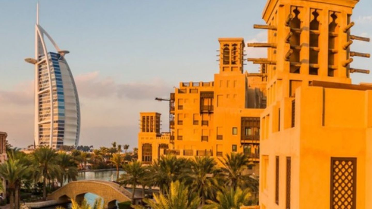 HiDubai-business-eyes-and-birds-real-estate-broker-housing-real-estate-real-estate-agencies-business-bay-dubai