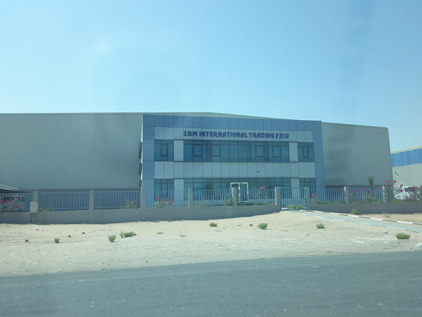 HiDubai-business-sbm-international-trading-b2b-services-distributors-wholesalers-jebel-ali-industrial-2-dubai-2