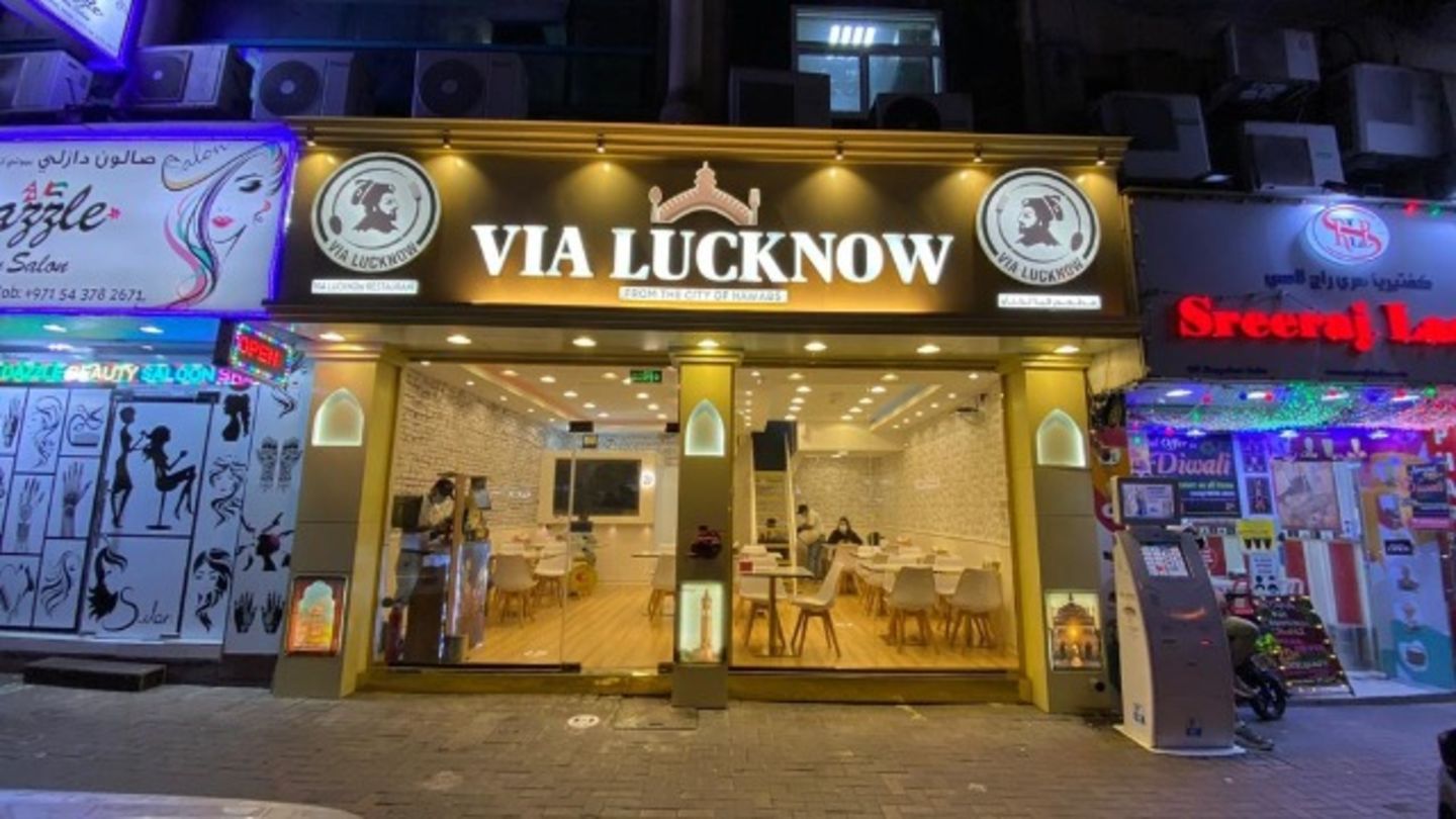 HiDubai-business-via-lucknow-restaurant-food-beverage-restaurants-bars-meena-bazar-al-souq-al-kabeer-dubai
