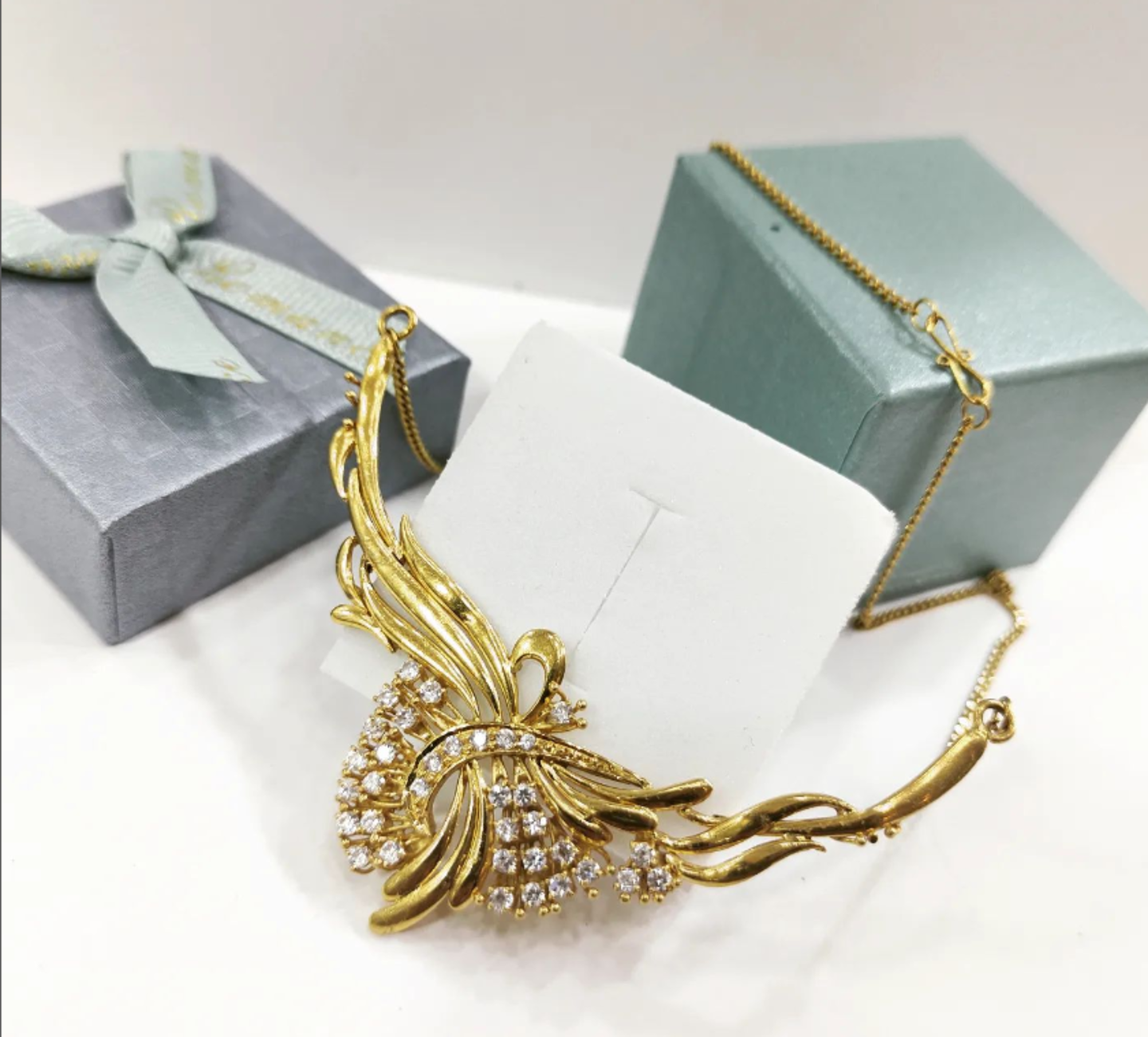 HiDubai-business-umaar-rafique-jewellery-trading-shopping-jewellery-precious-stones-al-raffa-dubai