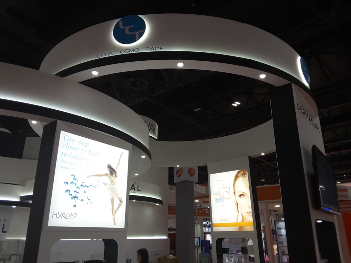 HiDubai-business-lyion-cosmo-trade-b2b-services-distributors-wholesalers-business-bay-dubai-3