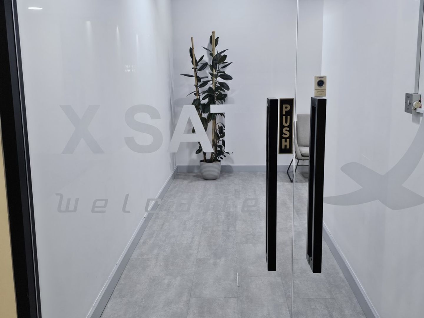 HiDubai-business-xsat-technologies-b2b-services-it-services-dubai-motor-city-al-hebiah-1-dubai