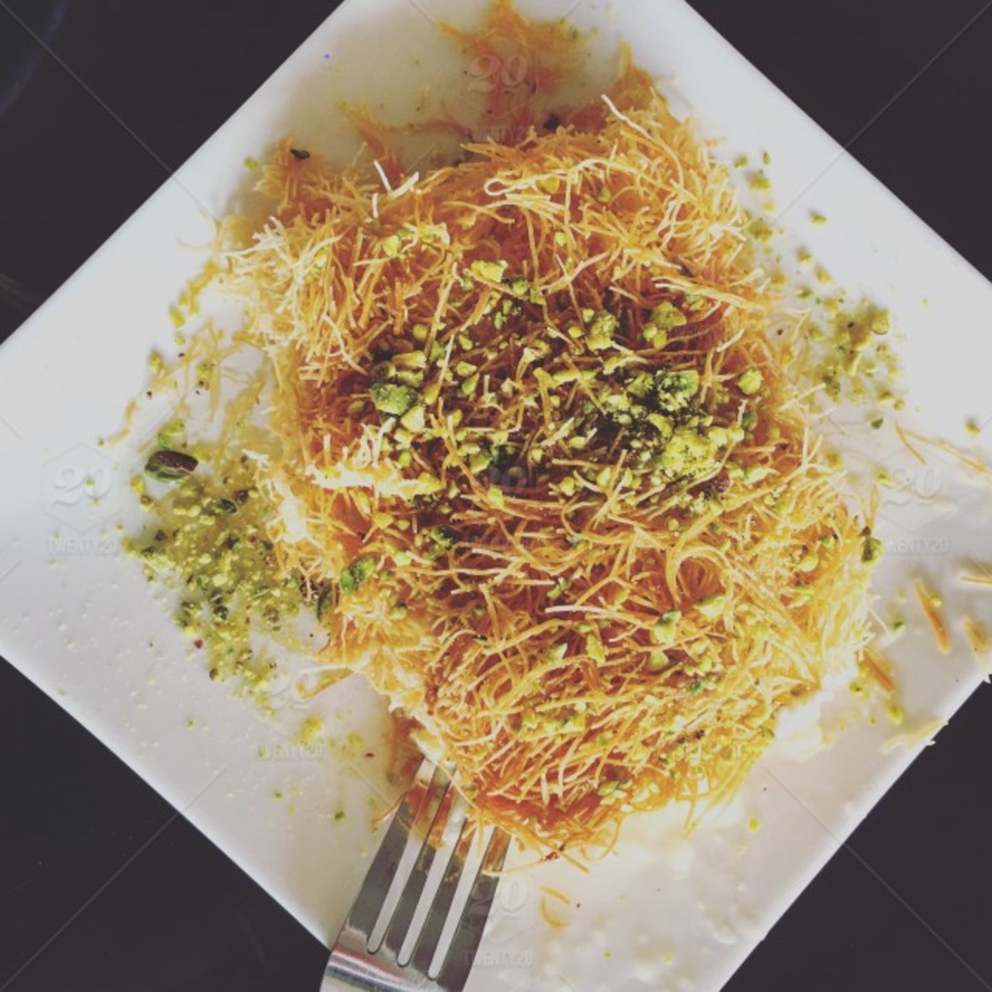 HiDubai-business-zahrat-al-sham-restaurant-food-beverage-restaurants-bars-global-village-wadi-al-safa-4-dubai