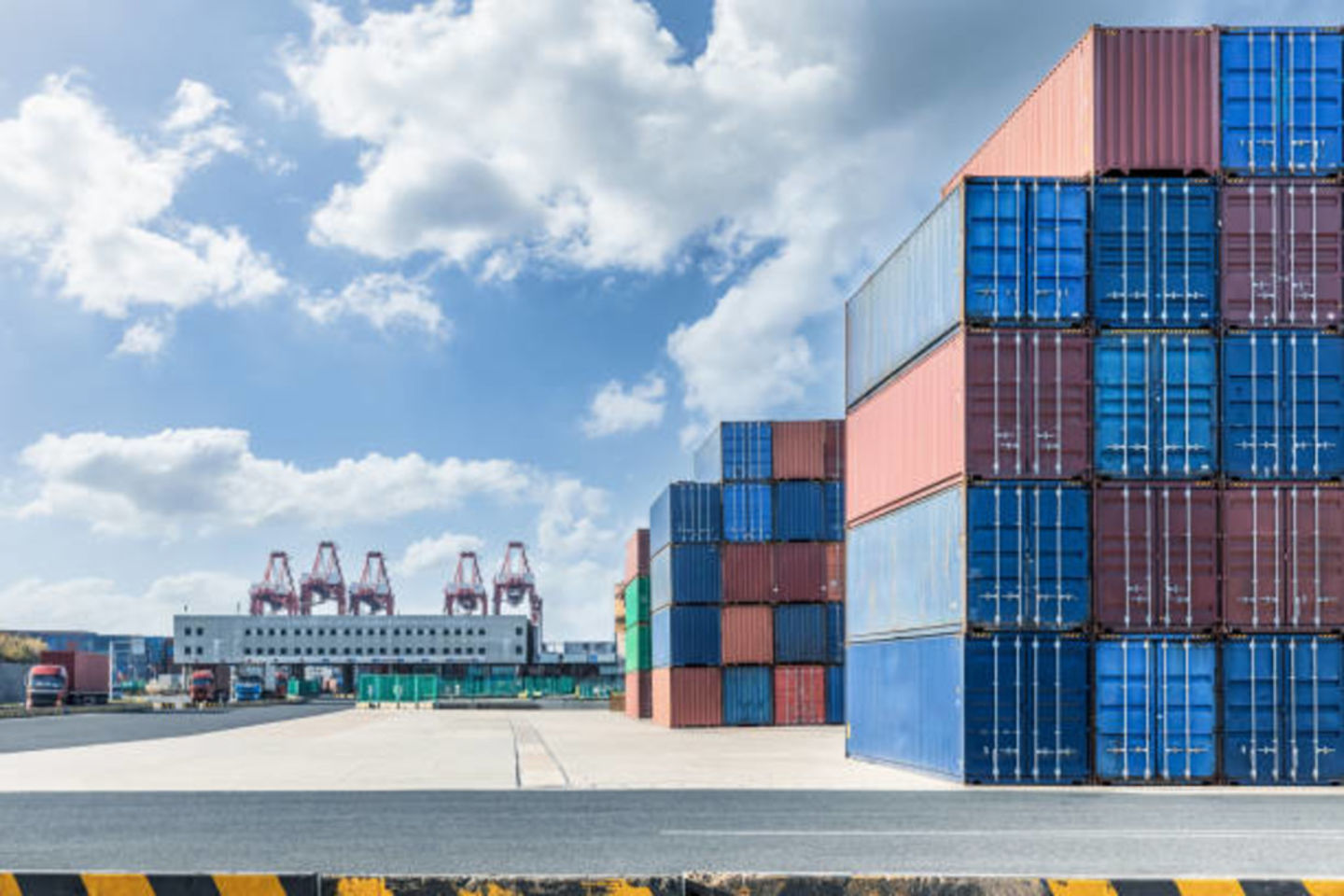 HiDubai-business-gmb-international-shipping-shipping-logistics-shipping-international-city-warsan-1-dubai
