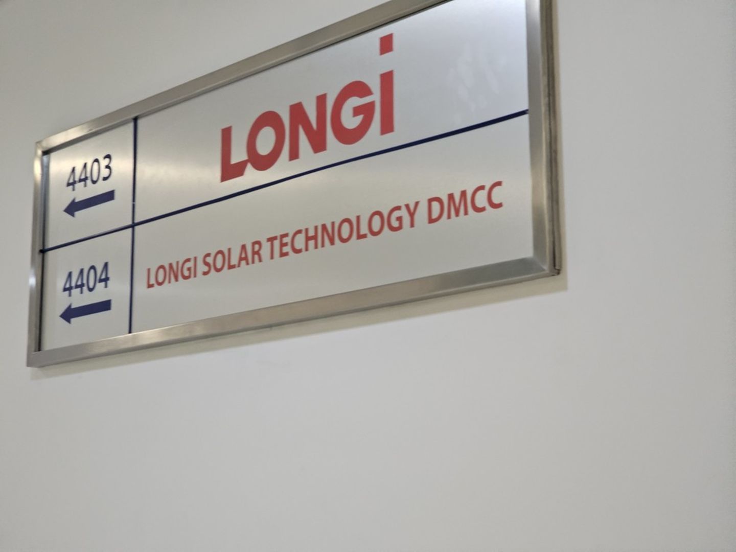 HiDubai-business-longi-solar-technology-new-economy-sustainable-energy-jumeirah-lake-towers-al-thanyah-5-dubai