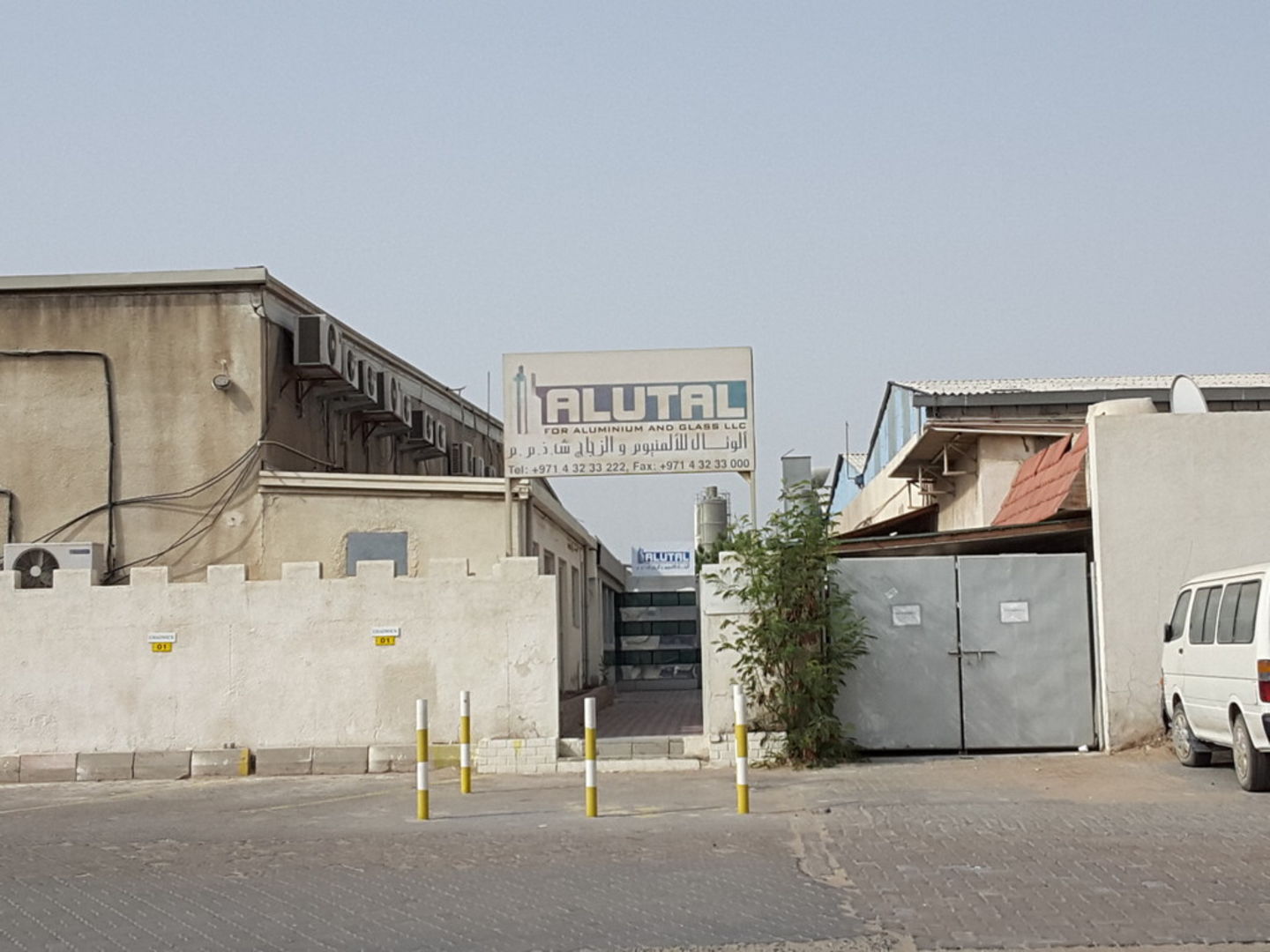 HiDubai-business-alutal-aluminium-glass-b2b-services-distributors-wholesalers-al-quoz-industrial-1-dubai-2