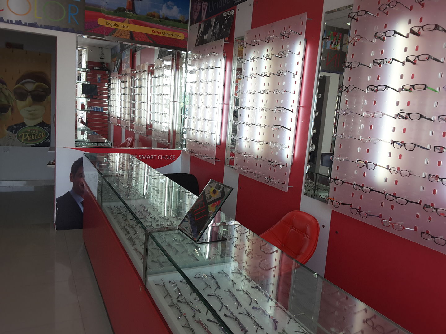 HiDubai-business-eye-care-optics-international-shopping-watches-eyewear-dubai-investment-park-1-dubai-2