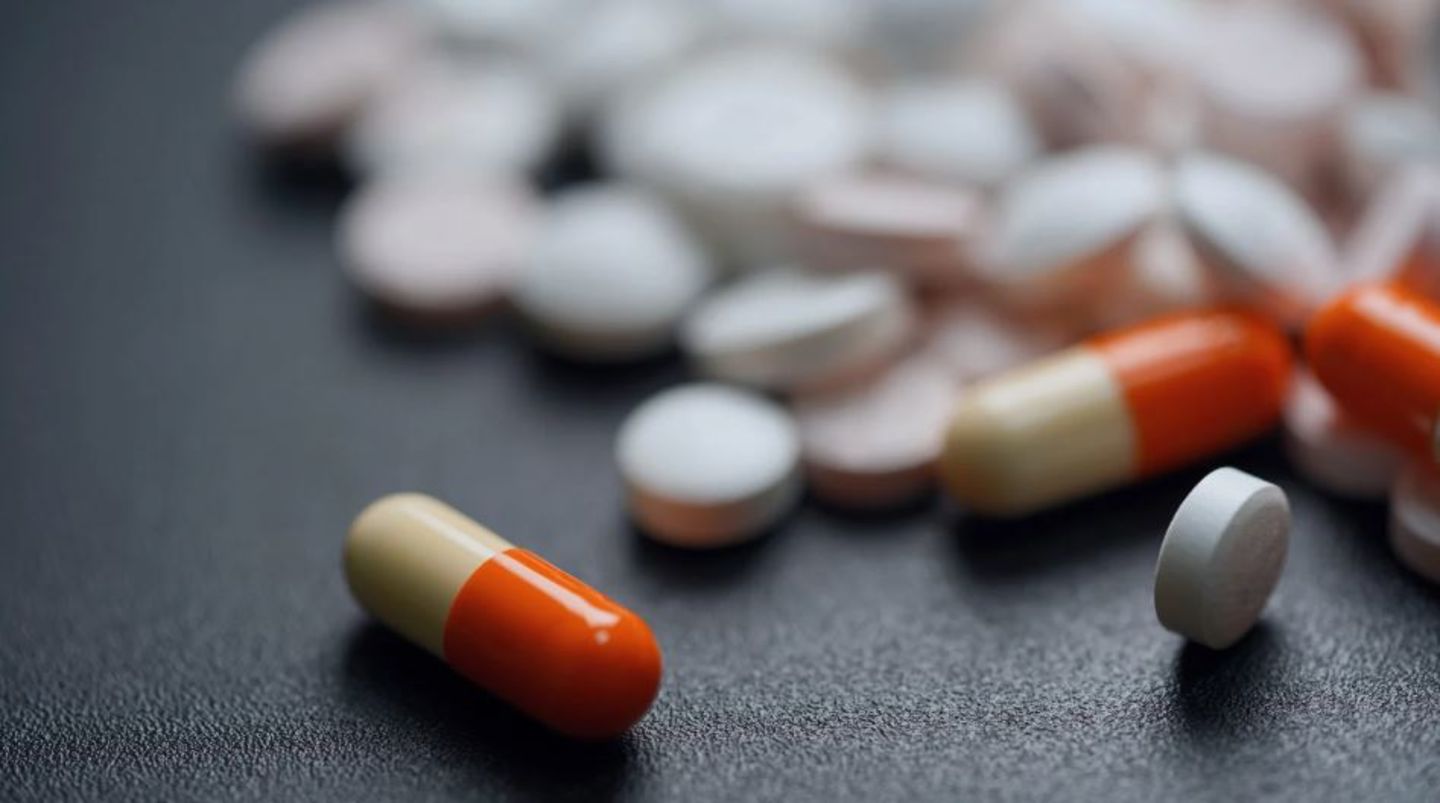 HiDubai-business-novomed-pharmacy-beauty-wellness-health-pharmacy-mirdif-dubai