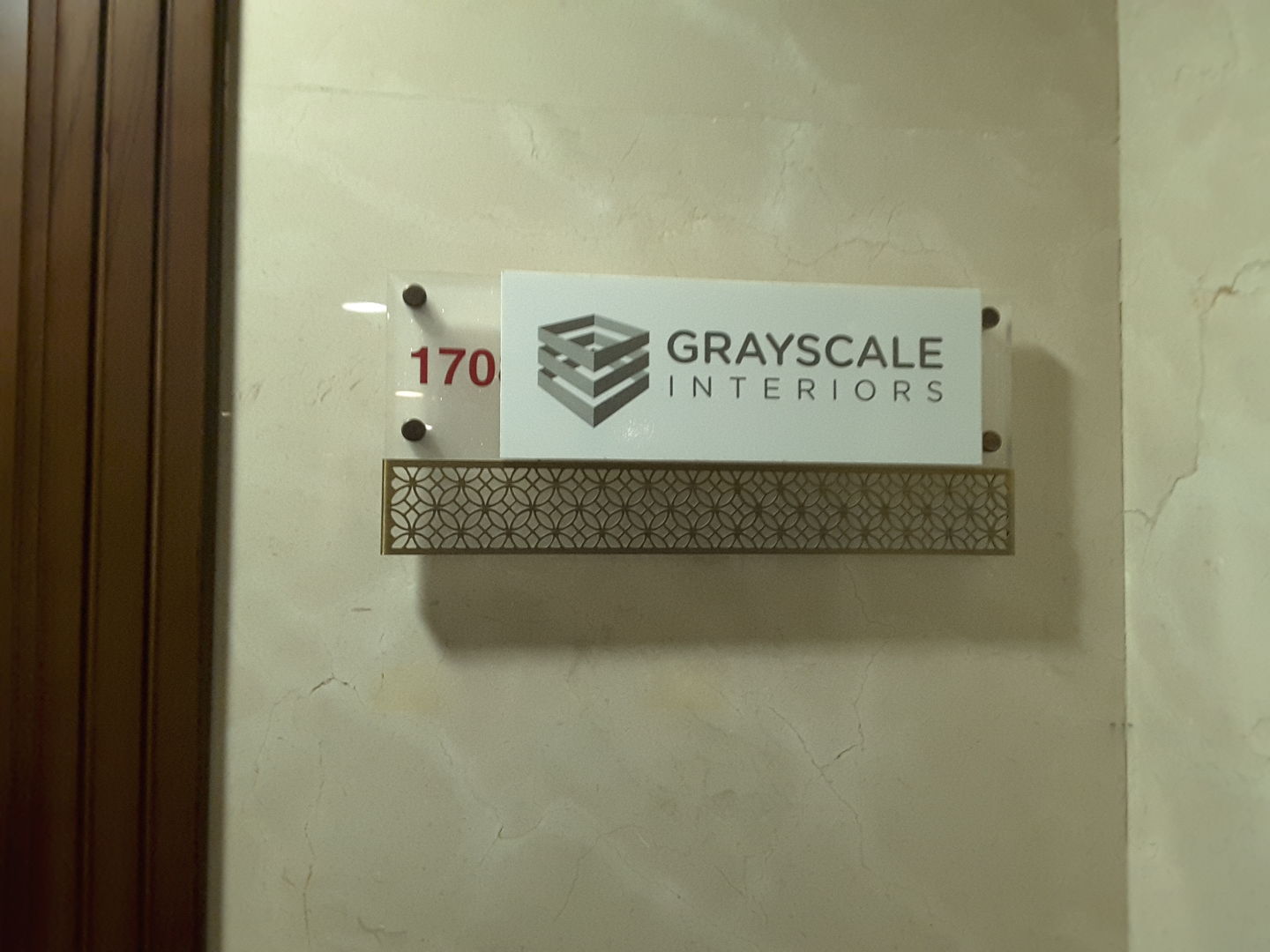 HiDubai-business-grayscale-interiors-b2b-services-office-furniture-plants-decor-tecom-al-thanyah-1-dubai-2