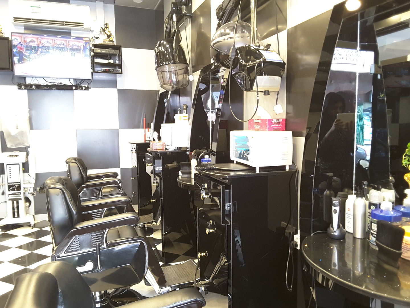 HiDubai-business-black-horse-gents-salon-beauty-wellness-health-beauty-salons-al-murar-dubai-2