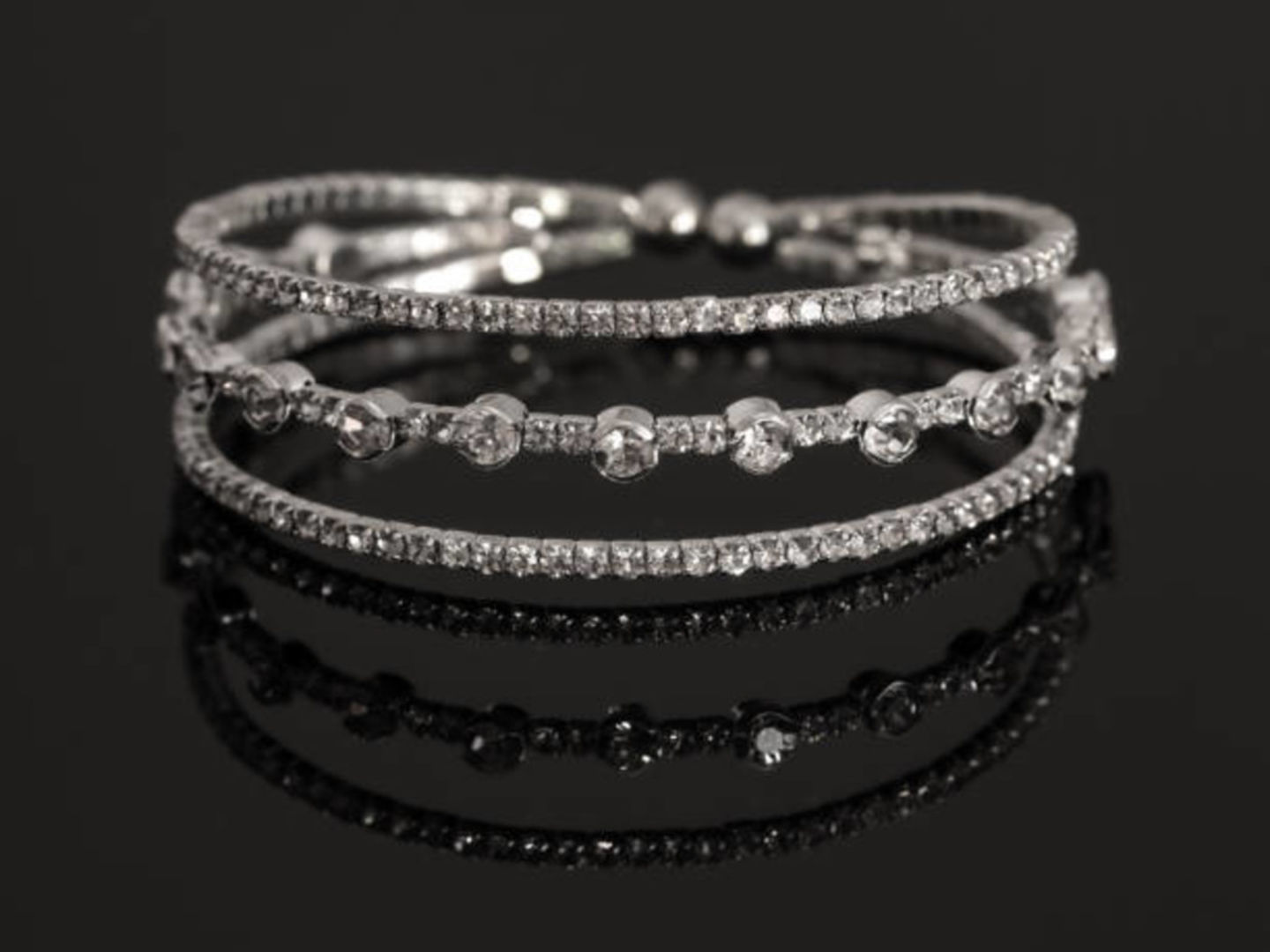 HiDubai-business-ather-faiz-and-ahmar-goldsmith-shopping-jewellery-precious-stones-al-daghaya-dubai