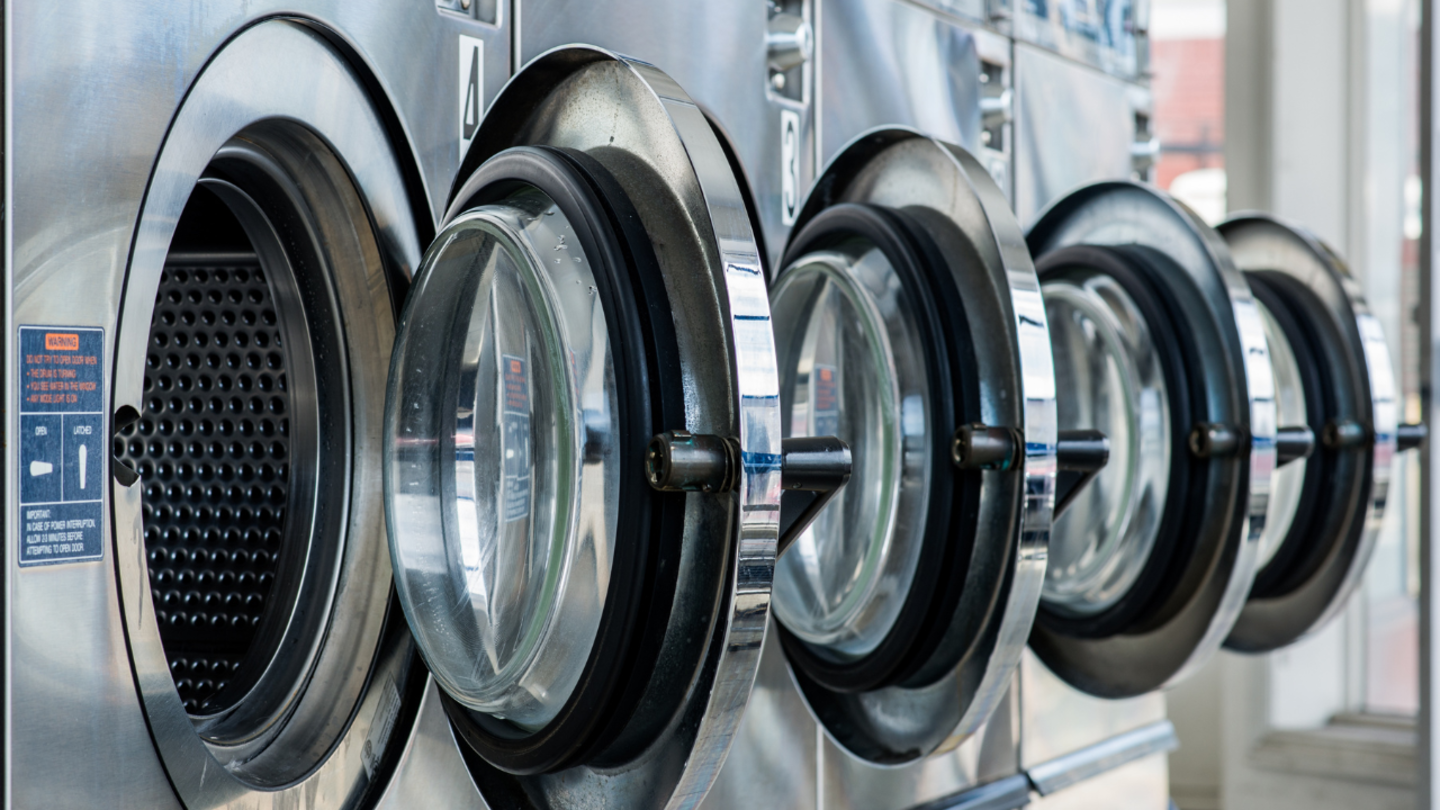 HiDubai-business-saleh-ali-alarif-laundry-home-laundry-naif-dubai