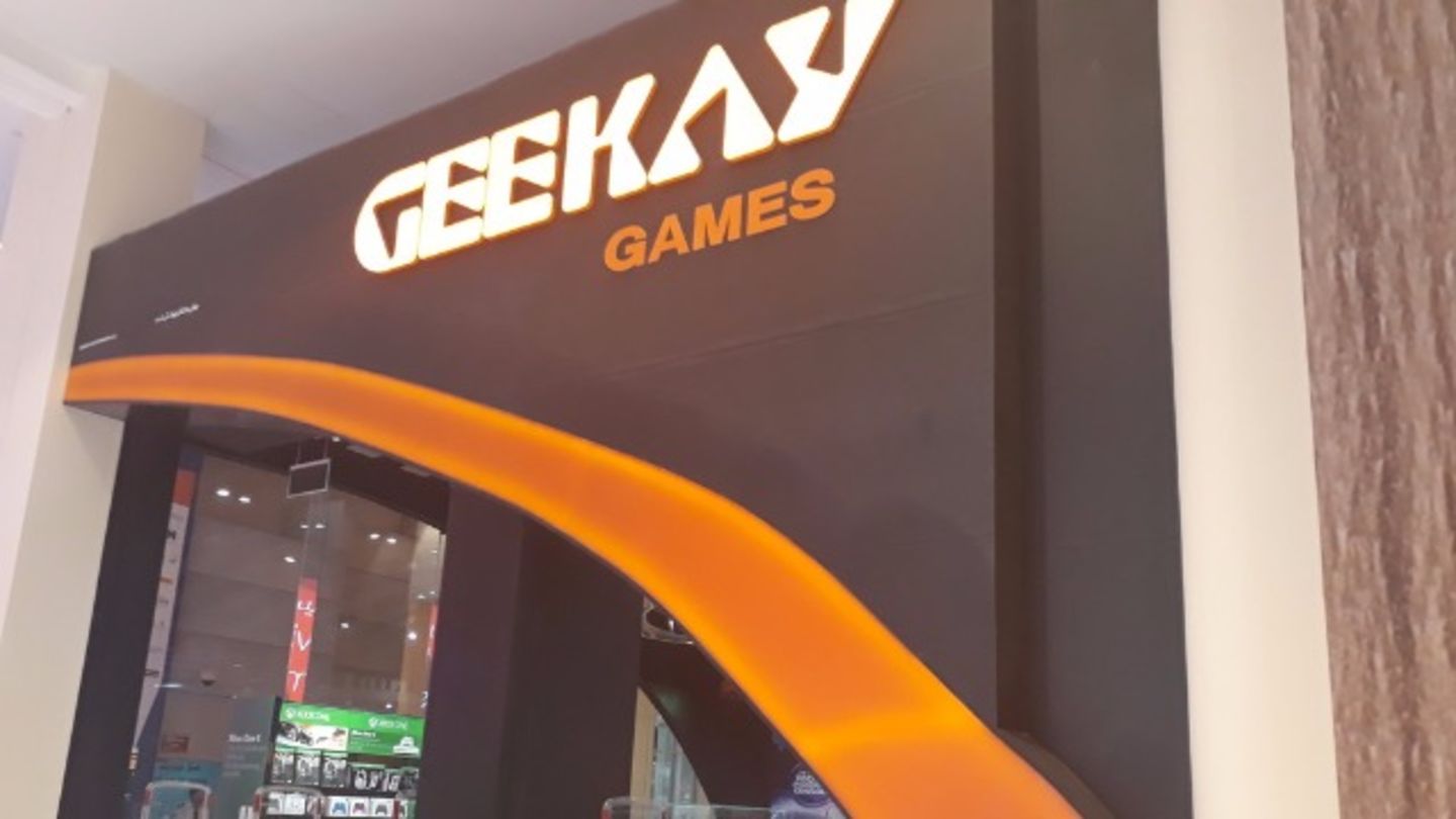 HiDubai-business-geekay-games-shopping-toys-games-burj-khalifa-dubai-2