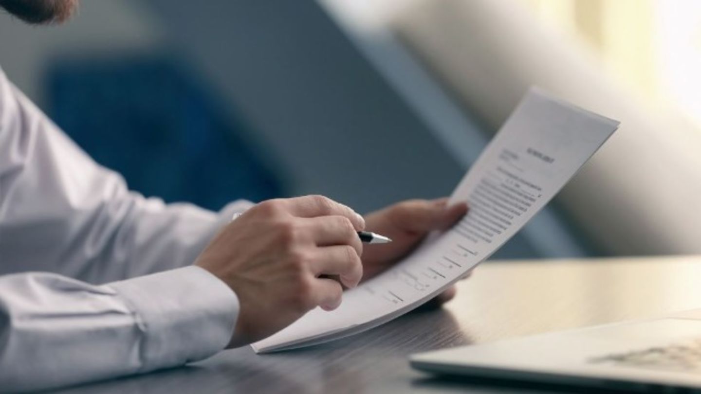 HiDubai-business-ideal-zone-business-setup-b2b-services-pros-al-qusais-2-dubai