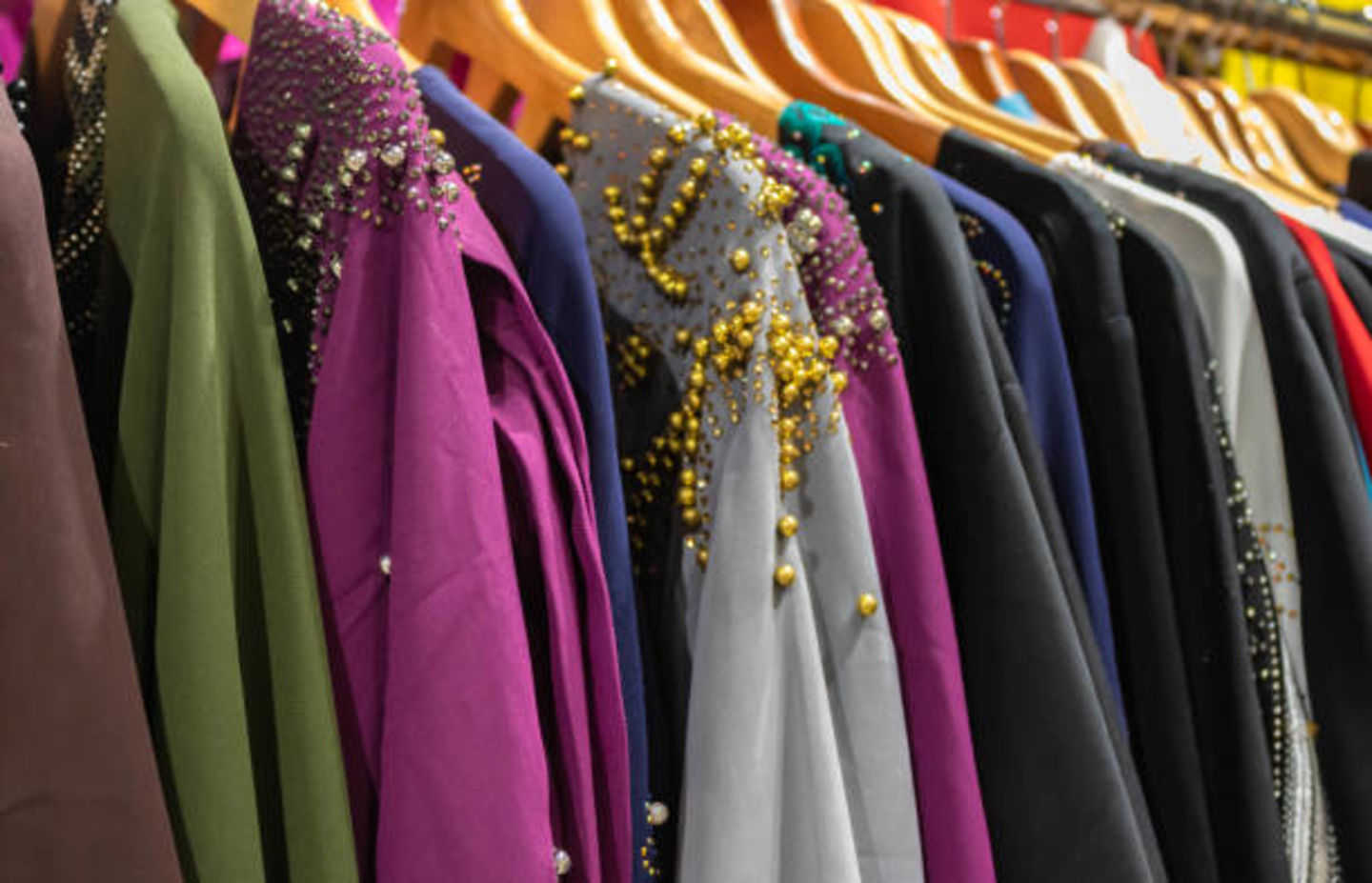 HiDubai-business-shamayel-abaya-and-sheyla-shopping-fashion-mirdif-dubai