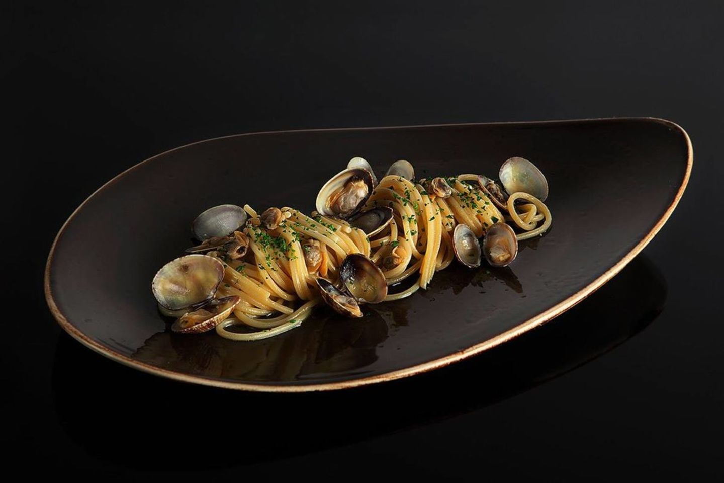 HiDubai-business-bottega-prosecco-bar-craft-beer-food-beverage-restaurants-bars-al-garhoud-dubai